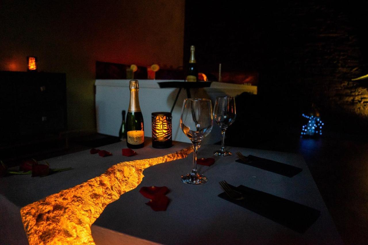 Love Suites & Spa "Le Loft" Avec Jacuzzi Privatif Medis Ngoại thất bức ảnh