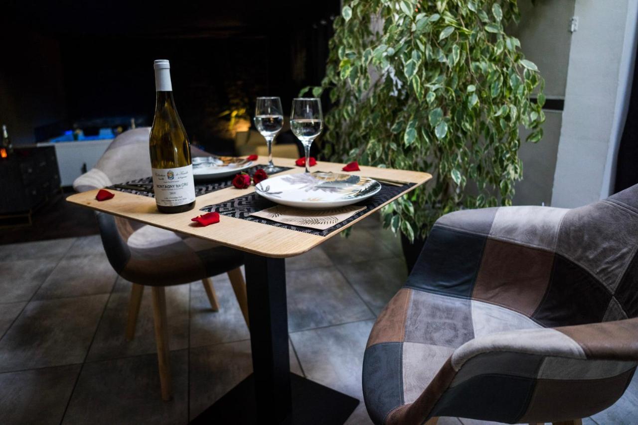 Love Suites & Spa "Le Loft" Avec Jacuzzi Privatif Medis Ngoại thất bức ảnh